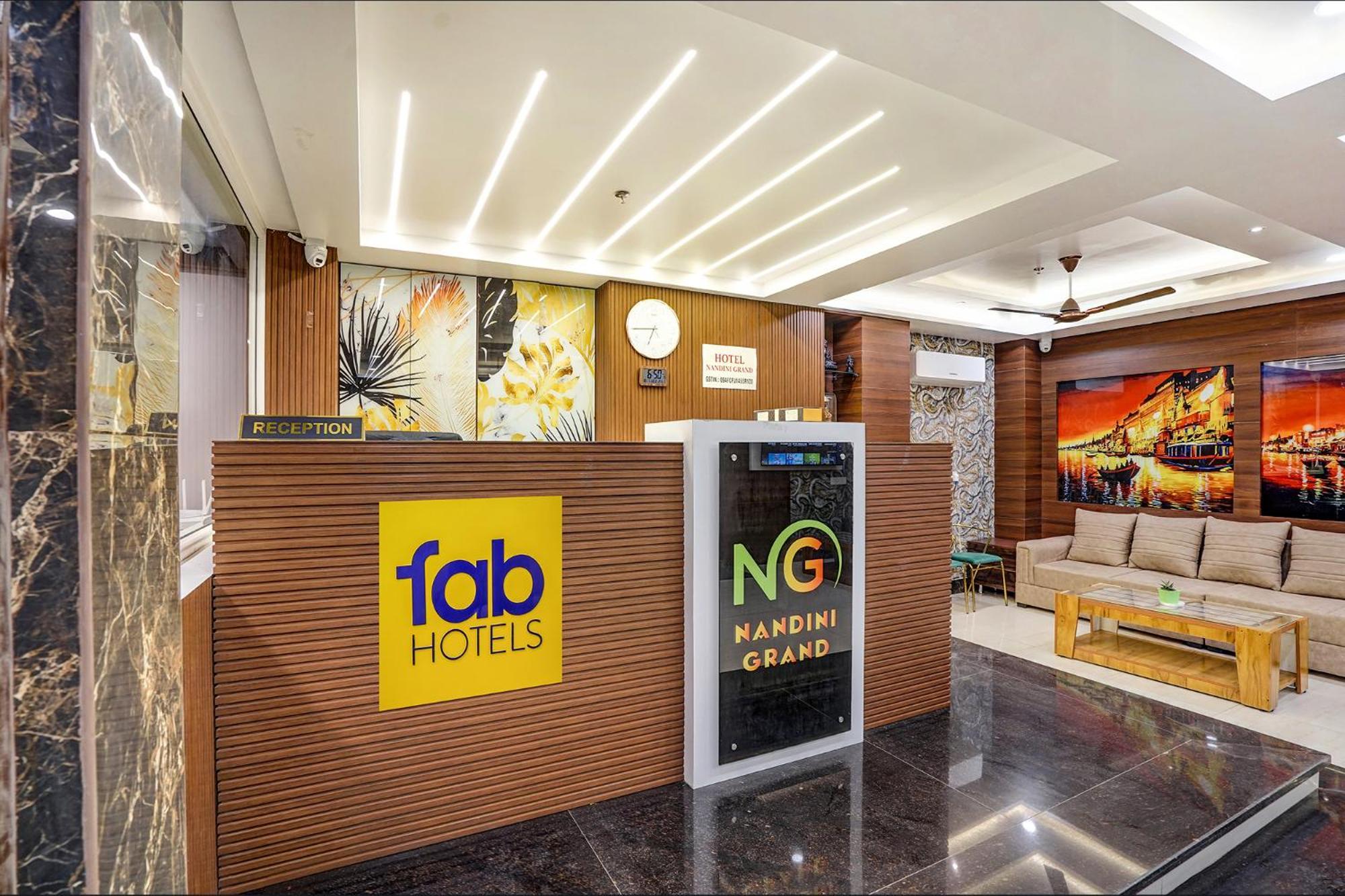 Fabhotel Nandini Grand Kakarmatha Exterior foto